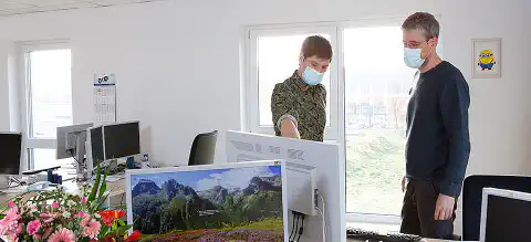 研发管理团队于2021年春季讨论 CorsS 的下一步发展,摄影:© BMBF/Innovation & Strukturwandel/Thilo Schoch 研发管理团队于2021年春季讨论 CorsS 的下一步发展,摄影:© BMBF/Innovation & Strukturwandel/Thilo Schoch